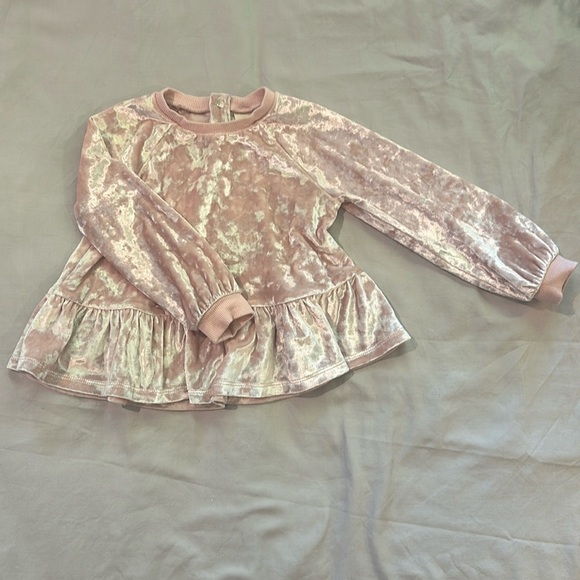 Tucker + Tate - 2 piece velour outfit. Size 18 months - Picture 2 of 6